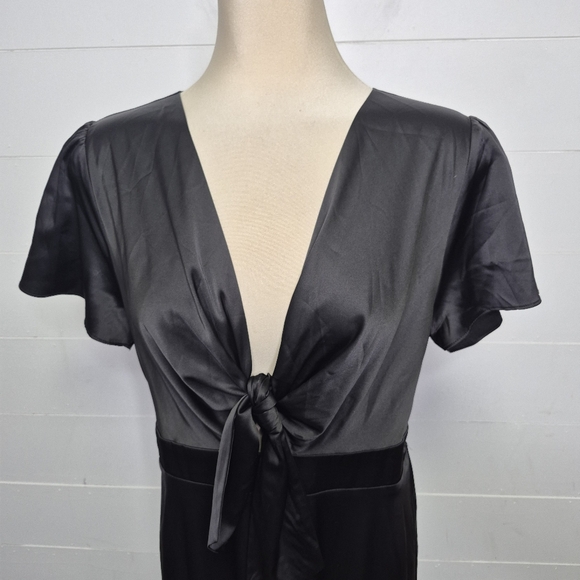 Baltic Born Poppy Satin Tie Front Midi Dress Size XL - Picture 4 of 13